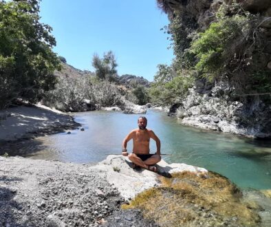 medytacja na kourtalioti wycieczki na upał