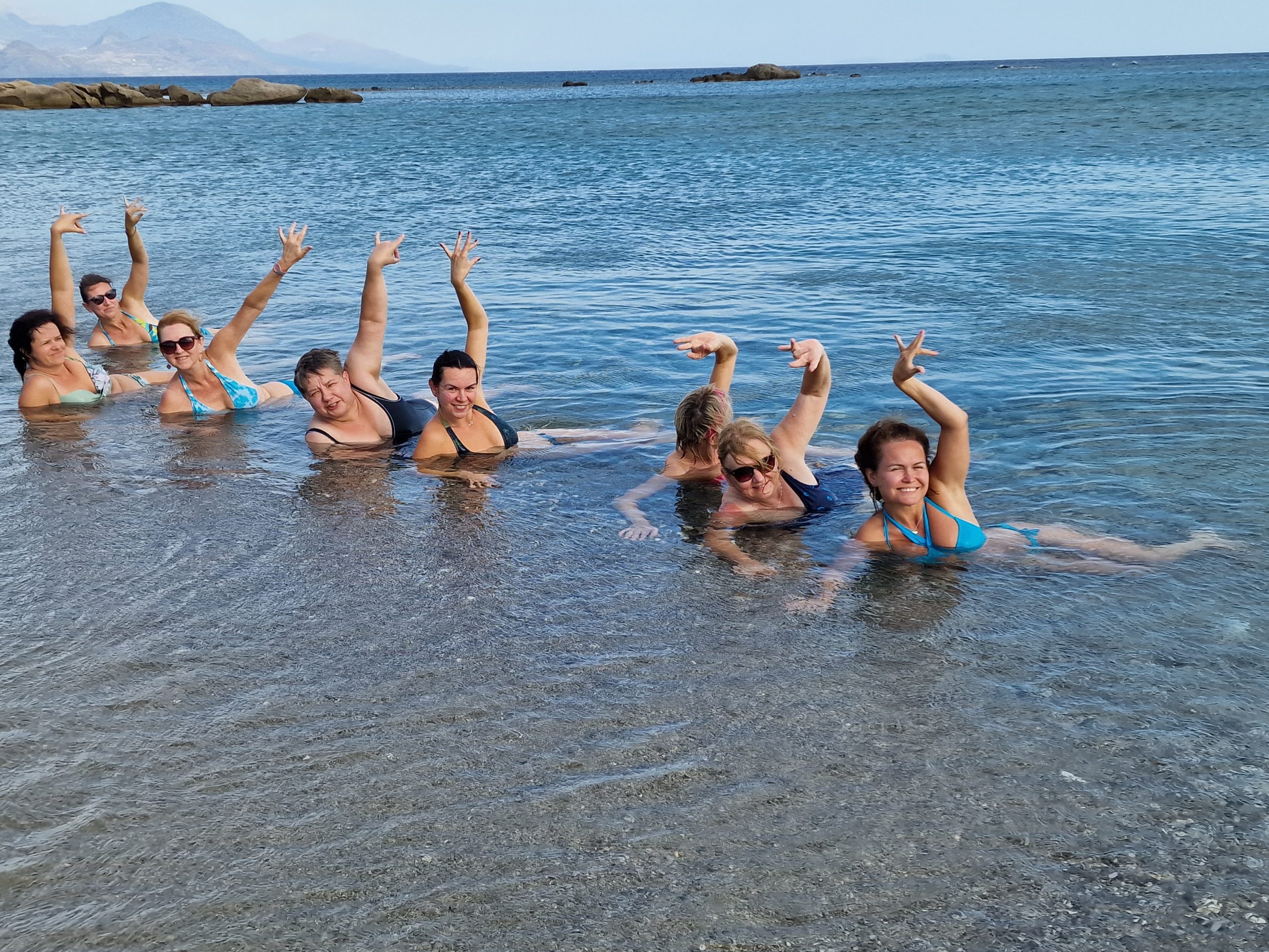 flamenco w kąpieli morskiej flamenco dziewczyny w morzu