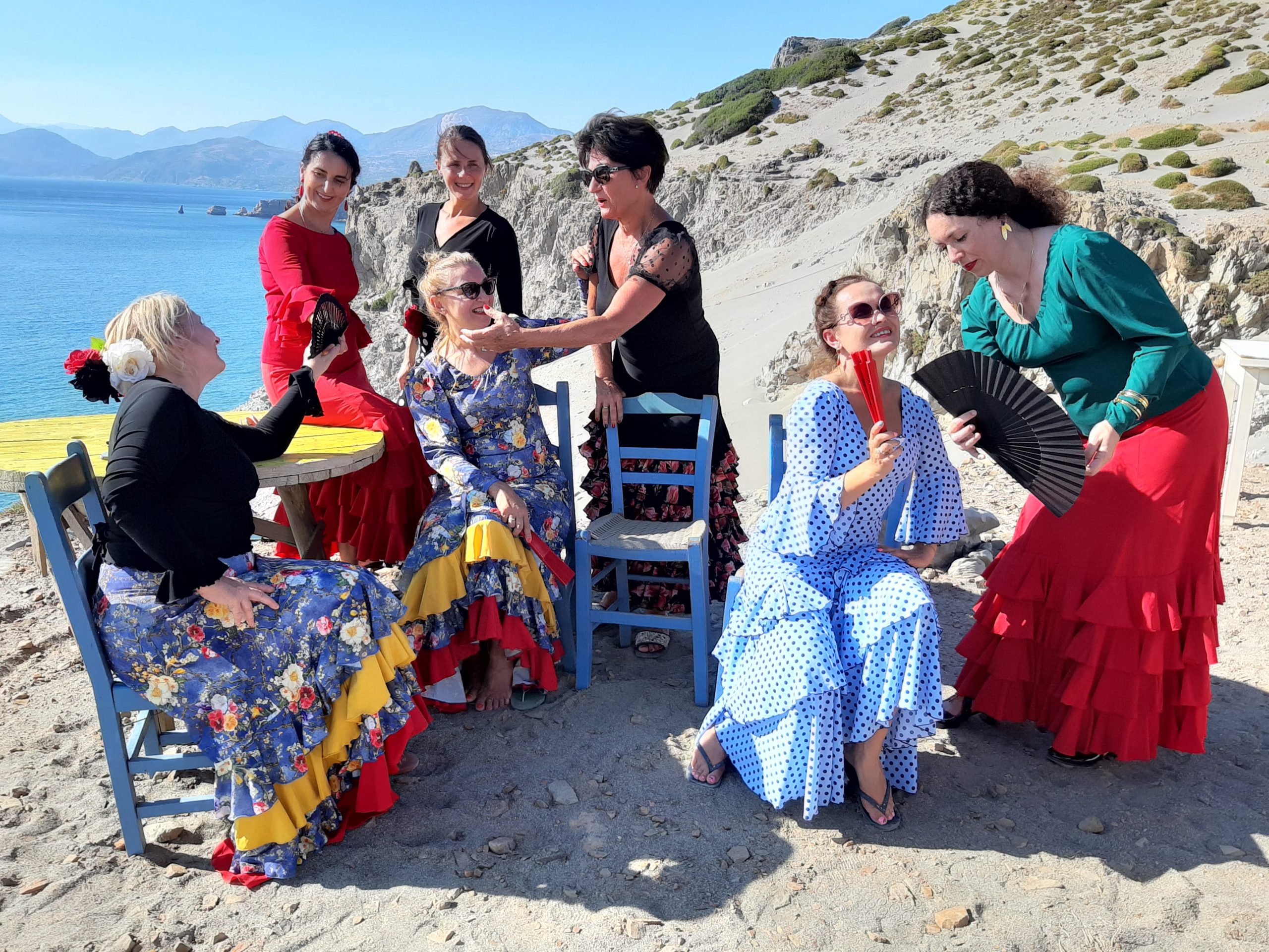 grupa flamenco agops pavlos grupa flamenco w strojach nad morzem